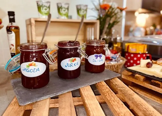 Bed & Breakfast Zelena Oaza